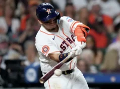 Astros não conseguem garantir a liderança, perdem a chance no final da derrota de 10 entradas para o Diamondbacks