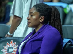 Morgan Tuck planeja permanecer como gerente geral enquanto Connecticut Sun da WNBA se muda para Houston como Comets