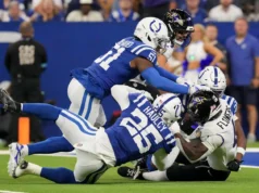 Colts LB Akeem Davis-Gaither usará ponto verde, entre em contato com o técnico após fumble na abertura