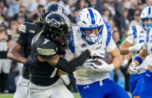 O futebol de Purdue foi reprovado em sua programação, ficando aquém do confronto de sábado