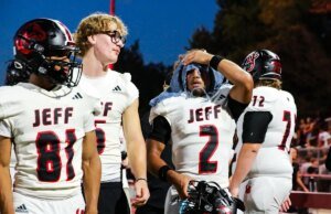 Área de Lafayette de sexta-feira e resultados de futebol americano do ensino médio em todo o estado