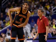 USC processa ex-jogador de basquete por abuso racial