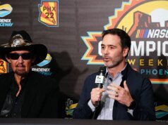 Jimmie Johnson acabou de fazer uma viagem na NASCAR na qual ninguém deveria dormir