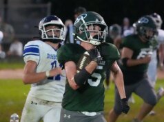 Day, Beck estrela a derrota do futebol de Pleasantville sobre Dobbs Ferry
