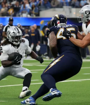 https3A2F2Fmedia.zenfs_.com2Fen2Flos_angeles_chargers_wire_usa_today_sports_articles_6022F62c5a.webp