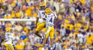 Interceptação recorde do ex-canto de futebol da LSU na estreia na NFL