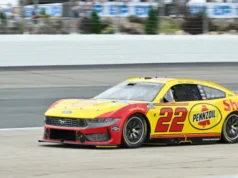 3 estrelas da NASCAR disputam um notável recorde da próxima geração