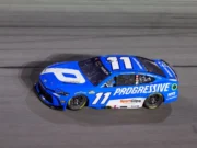 Denny Hamlin encerra ‘problema de naufrágio’ com luzes de alerta da NASCAR