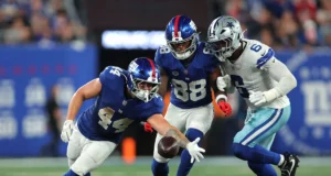 O técnico do RB do New York Giants está usando táticas extremas para reduzir fumbles