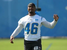 O New York Giants retirou CB Nico Reed do time de treino dos Chargers