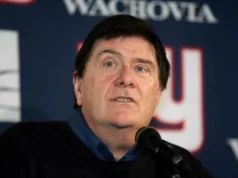O ex-GM do New York Giants Ernie Accorsi morreu aos 84 anos