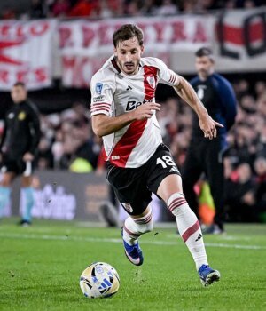 https3A2F2Fmedia.zenfs_.com2Fen2Fonefootball_articles_8022F3eec4deb54b9e3d659629646372c66aa.jpg