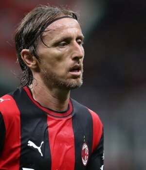https3A2F2Fmedia.zenfs_.com2Fen2Fonefootball_articles_8022Fe1f5f7ebc87819831eb6c96ff7e2e720.jpg