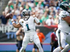 Jalen Hurts credita a química fora de temporada pela vitória tardia dos Eagles