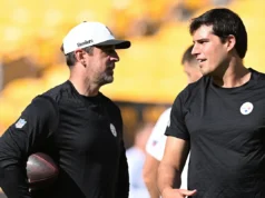 Aaron Rodgers revela como Mike McCarthy consertou Mason Rudolph