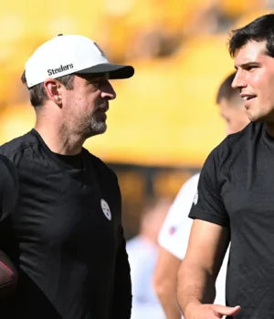 https3A2F2Fmedia.zenfs_.com2Fen2Fpittsburgh_steelers_wire_usa_today_sports_articles_1642F44cf55.webp