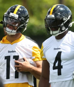 https3A2F2Fmedia.zenfs_.com2Fen2Fpittsburgh_steelers_wire_usa_today_sports_articles_1642F5302ec.webp