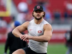Nick Bosa e George Kittle limitaram participantes na prática