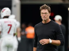 Ao entrar em seu terceiro ano, Tom Brady reitera seu compromisso de 10 anos com a Fox.
