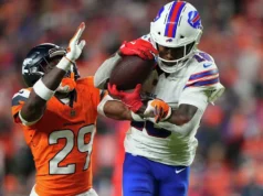 Os 49ers contratam o veterano Brandin Cook para reforçar um corpo de wide receiver em dificuldades