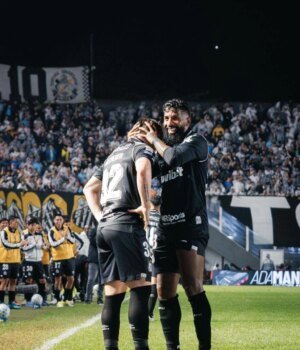 https3A2F2Fmedia.zenfs_.com2Fen2Fsantos_fc_6002F8e7e4db3de5c57a9078b6c6b52831edf.jpg