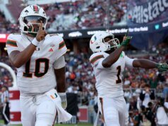 Três estrelas: Miami x Stanford