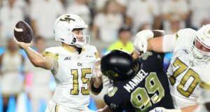 Colorado derrotou Tech por 14-13 em um field goal bloqueado