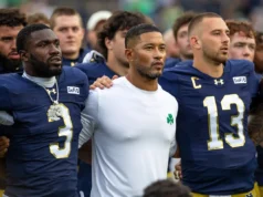 Atrás das linhas inimigas: como Notre Dame pretende se igualar à MSU