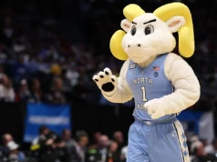 Segundo recruta de basquete 5 estrelas da UNC para assistir neste fim de semana