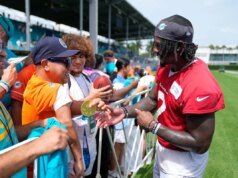 Confira as reações dos fãs do Miami Dolphins à próxima temporada de 2026 da NFL
