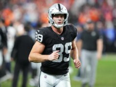 Brock Bowers ficará ausente por semanas após a cirurgia