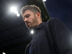 “Uma verdadeira vergonha”: Gary Neville se junta ao ex-time após empate em 1 a 1 com o Fulham