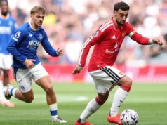 O que os jogadores do United pensam sobre Bruno Fernandes se tornar a estrela mais bem paga de Old Trafford