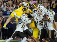 Aqui estão os melhores memes da polêmica final entre Michigan e Western Michigan