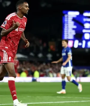 https3A2F2Fmedia.zenfs_.com2Fen2Fthe_sporting_news_articles_5842F2eb28bc0caf5808ca1bd4f2aa4b90f.webp