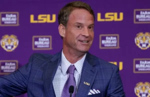 O que está por trás do desaparecimento de Lane Kiffin das redes sociais?
