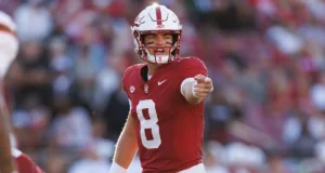 O confronto de quarterbacks da Califórnia termina em uma explosão em Stanford