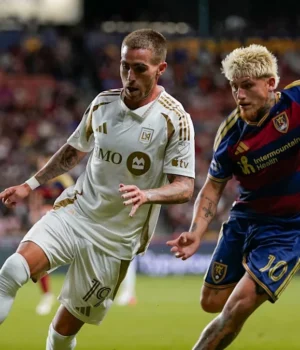 https3A2F2Fmedia.zenfs_.com2Fen2Fthe_sporting_tribune_articles_4232Fd760901fa152490e69db8636c7c.webp