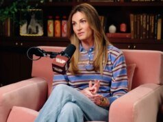 A locutora esportiva Erin Andrews acha que sua carreira acabou após o vazamento de um vídeo de nudez: ‘Isso mudou quem eu sou’