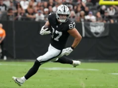Raiders estenderam o contrato de TE Michael Meyer após a lesão de Bowers