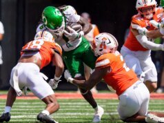 Dante Moore e os Oregon Ducks caíram para o estado de Oklahoma por 39-31