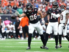 Dalton Schultz é a única estrela ofensiva de Houston na Semana 2