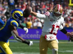 Brock Purdy lança três TDs na vitória em Los Angeles