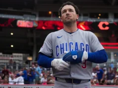 Alex Bregman ‘planeja jogar’, diz o técnico, após grave lesão ocular