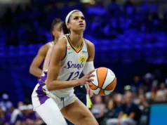 Rae Burrell retorna à WNBA em Los Angeles