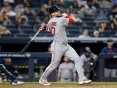 O Red Sox devolveu Willson Contreras da lista de lesionados