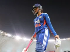 Smriti Mandhana fez história, ultrapassando Mithali Raj e se tornando o maior artilheiro do críquete feminino