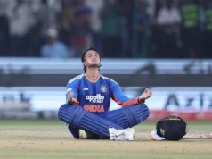 Abhishek Sharma realiza celebrações de ioga depois de marcar o século T20 mais rápido por um indiano – ASSISTA
