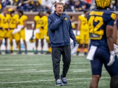 Jason Beck revela o plano para dar a bola aos principais armadores de Michigan