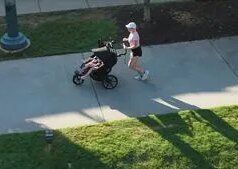 Maratonista talentosa corre o Crown 10K com seus 2 filhos